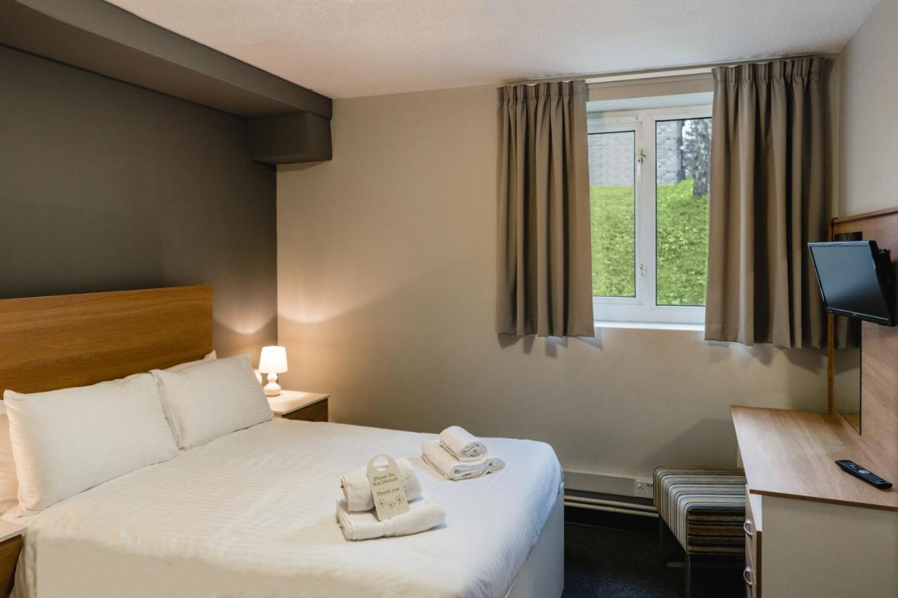 The Venue Serviced Apartments Huddersfield Buitenkant foto