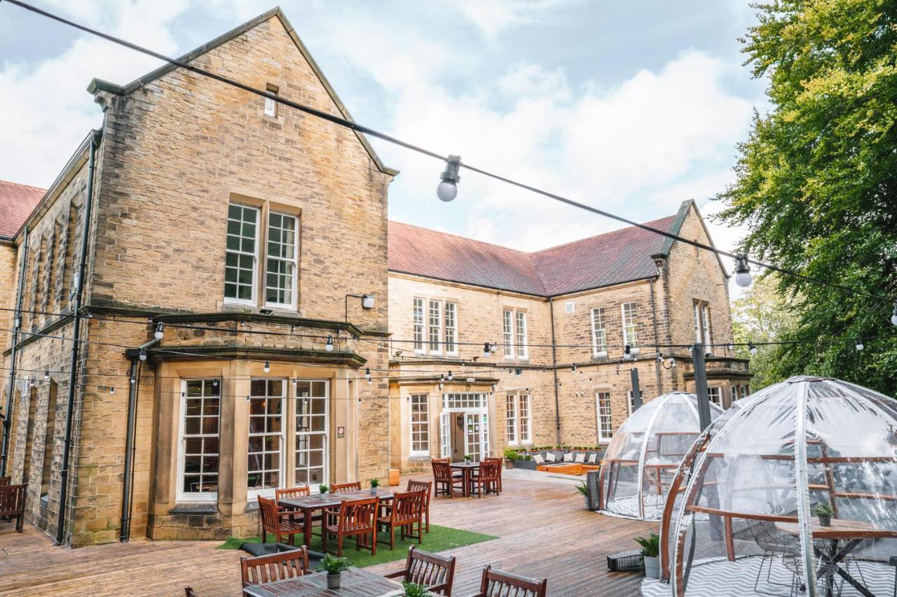 The Venue Serviced Apartments Huddersfield Buitenkant foto